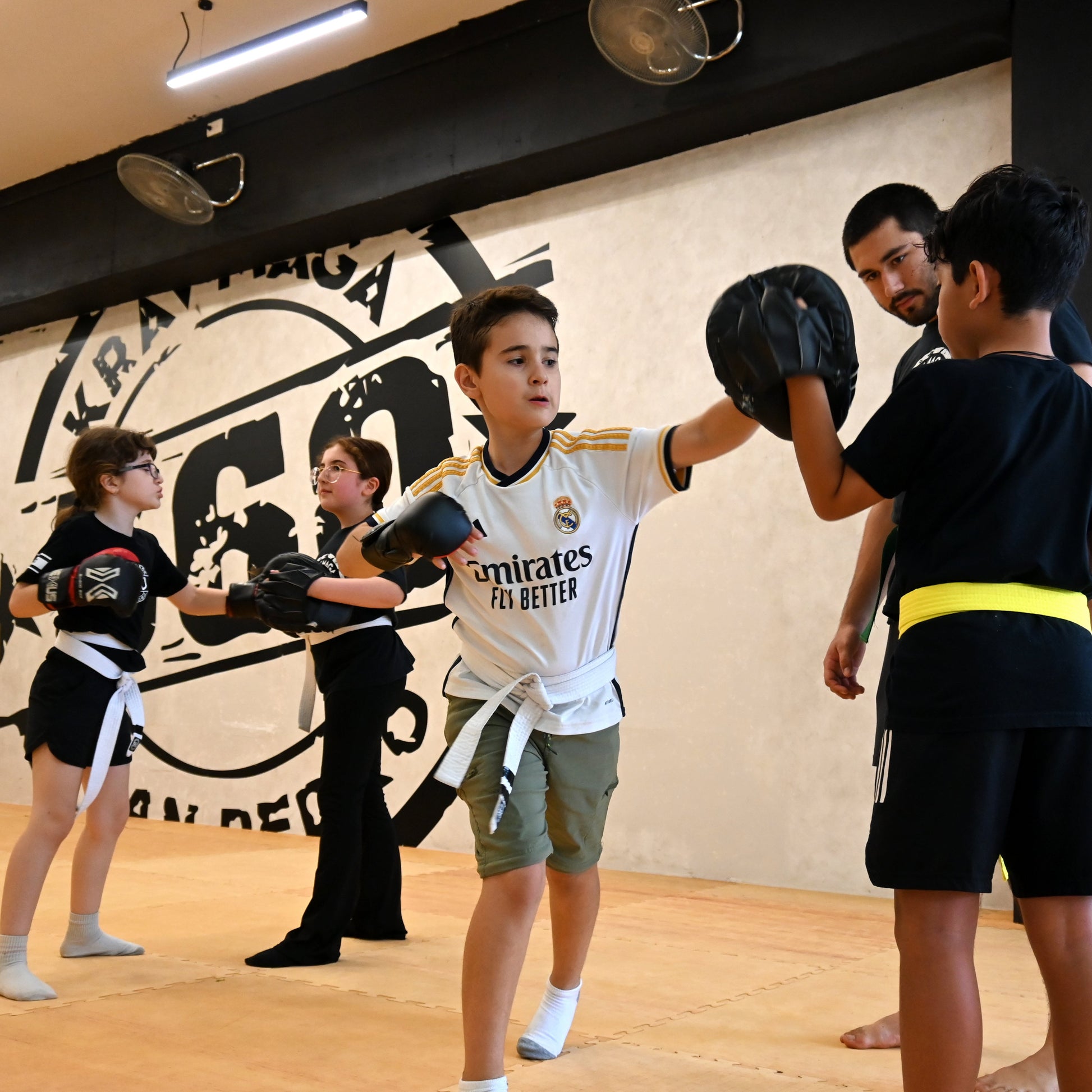 SEMANA DE PRUEBA: Kids 5-8 años, Junior 9 a 12